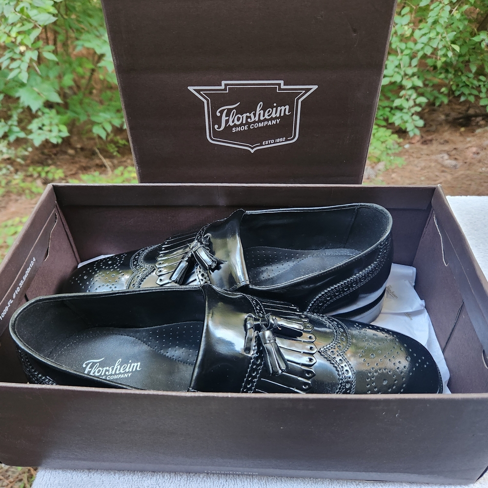 Florsheim Lexington Kiltie Tassel Loafers - Size 11.5 D - Black Leather